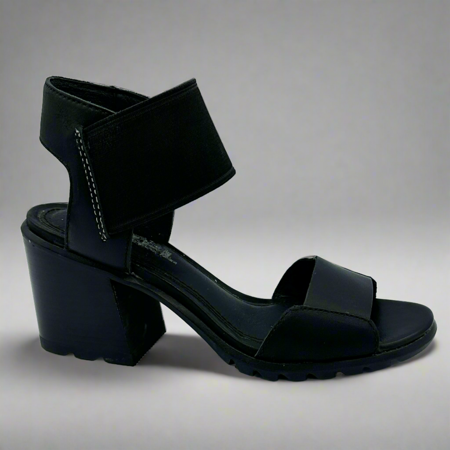 Nadia Sandal